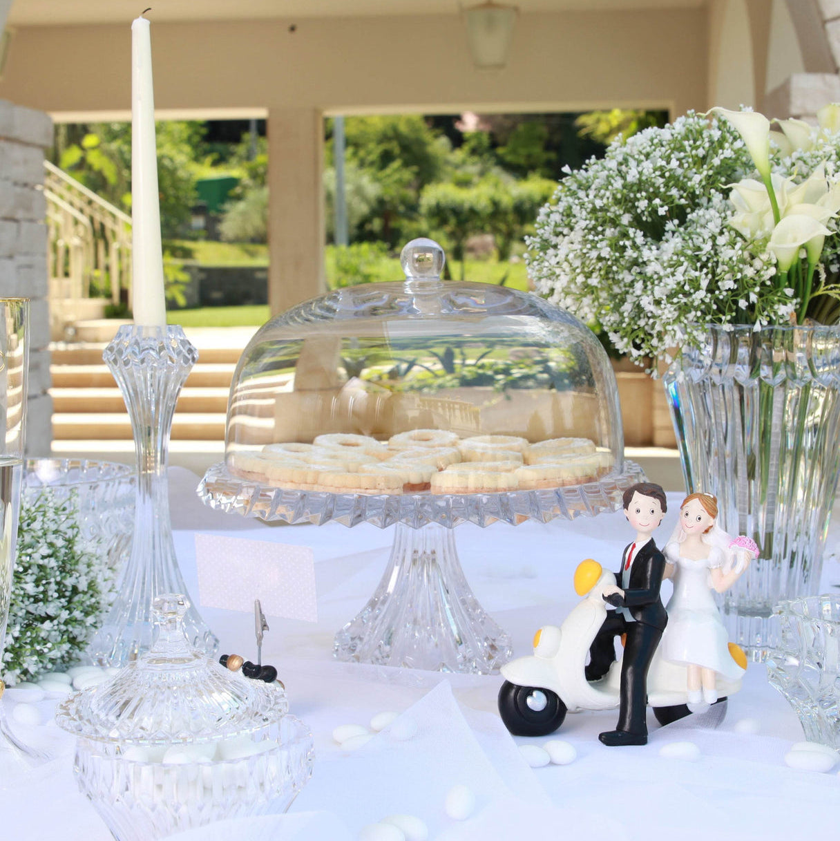 طبق تاج الجوهرة ذو القاعدة مع قبة، 33 سم