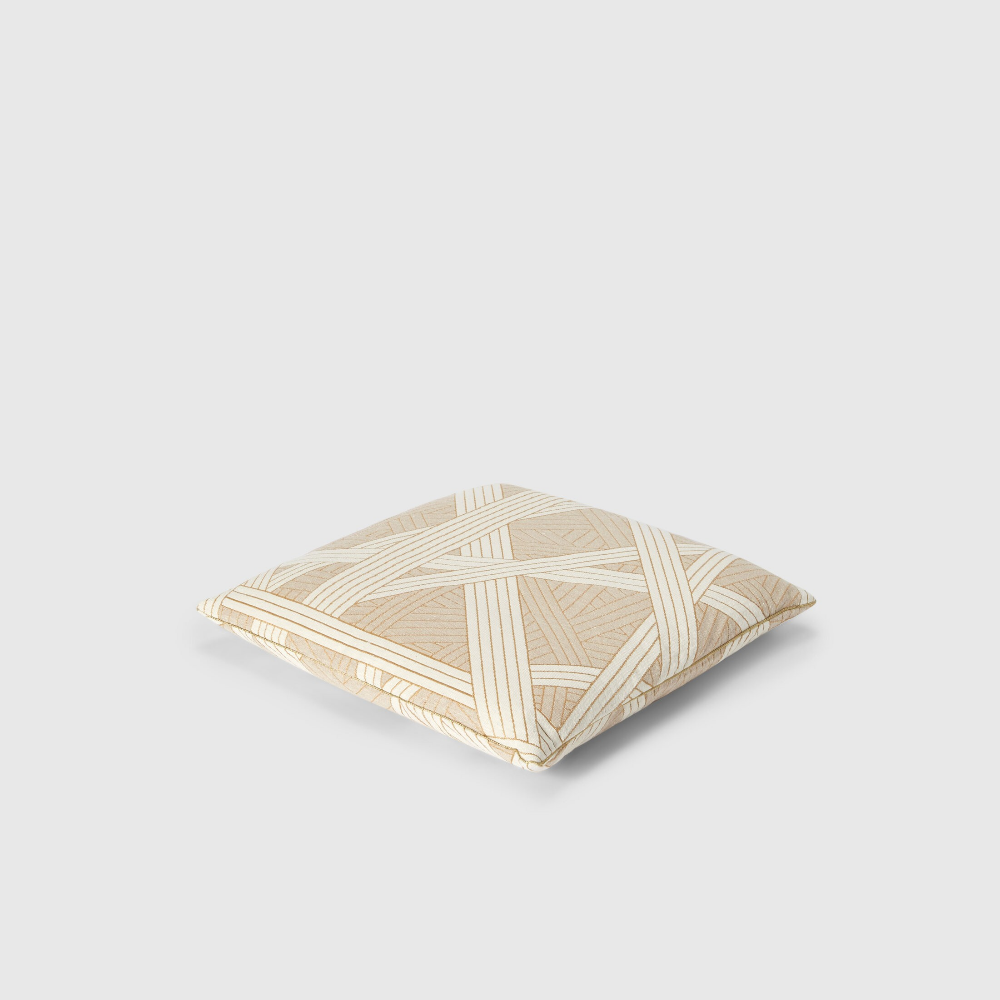 وسادة نصتري 40×40 سم مع خياطة