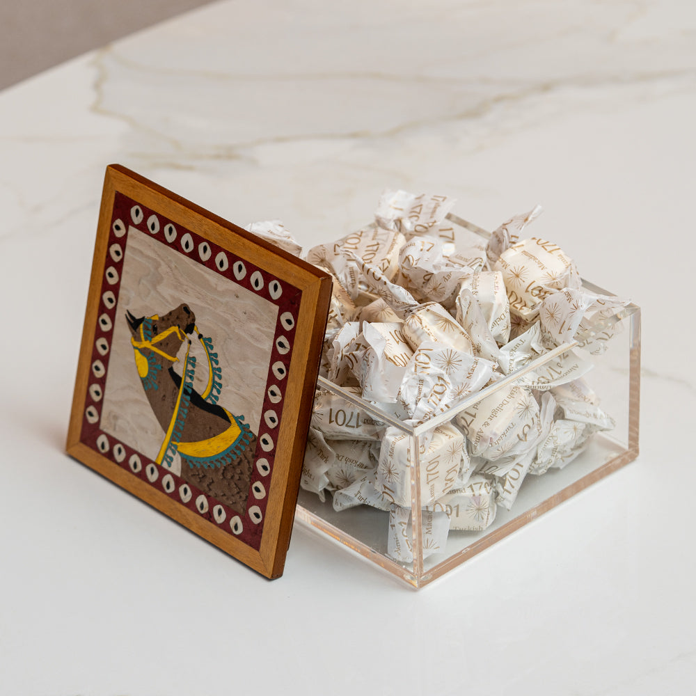 Faras Accessory Box with Nougat