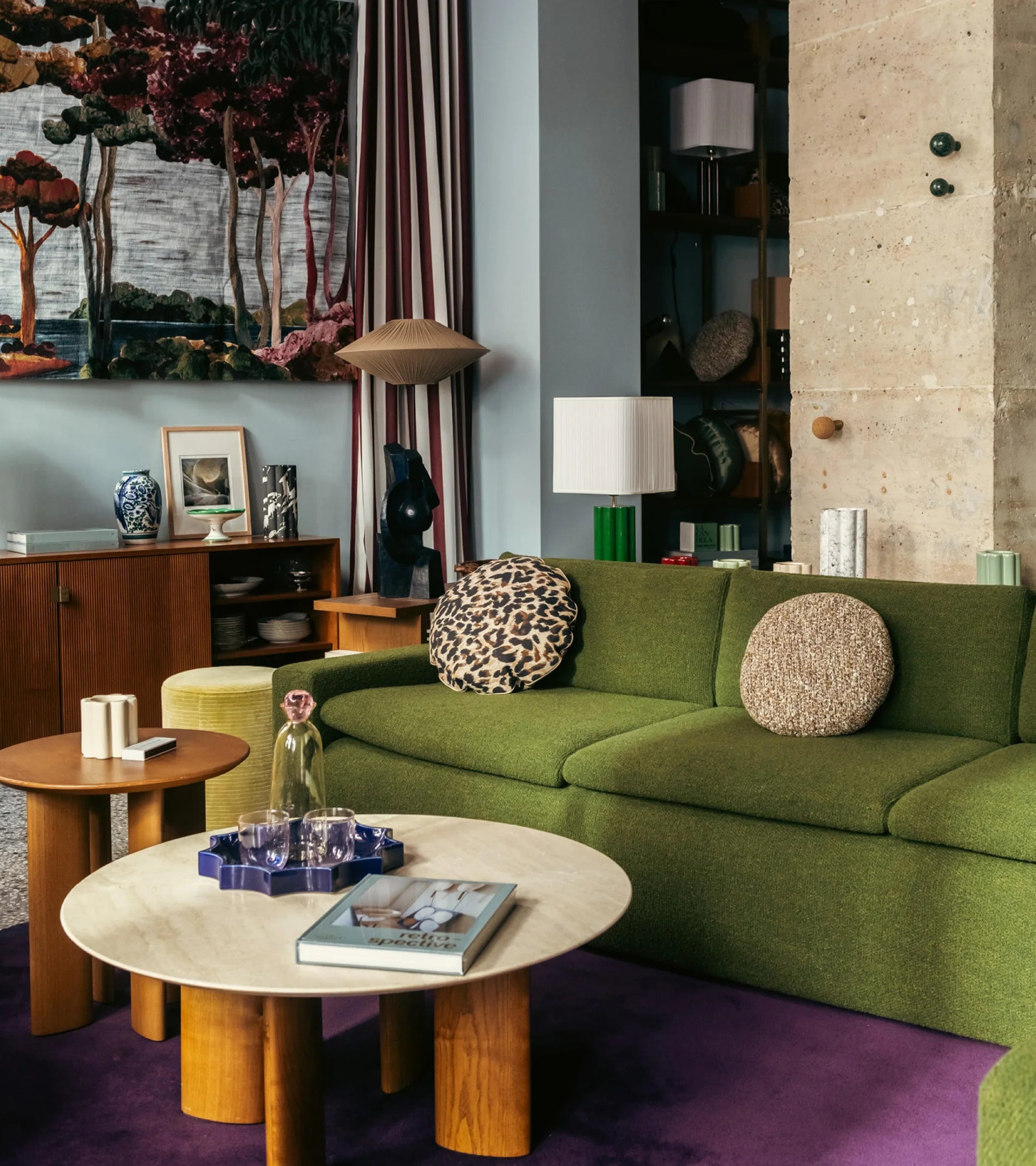 وسادة بومبولوني المستديرة بنقشة الفهد - عائلة السوشياليتي