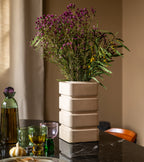 مزهرية سيراميك دونا كريمي أبيض