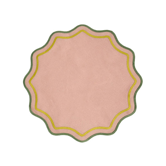 Set 2 scalloped placemats