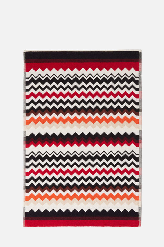 100% cotton bath mat with chevron pattern