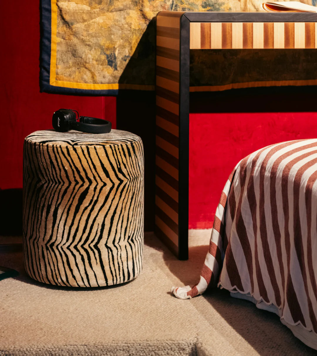 Tiger velvet round footstool