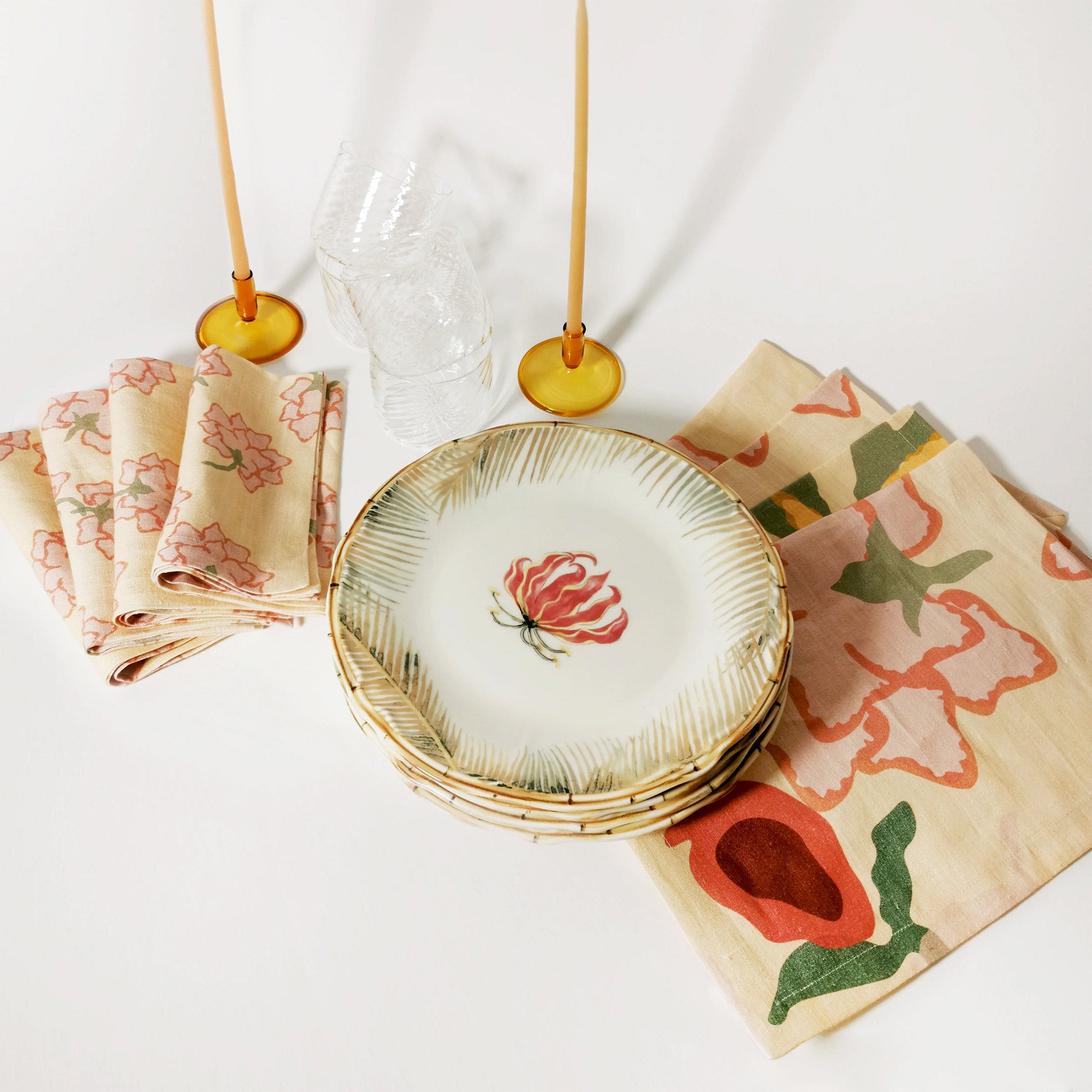 طاولة WAWLAPaP من الخيزران الأنيق للاحتفال__x0026__هدية