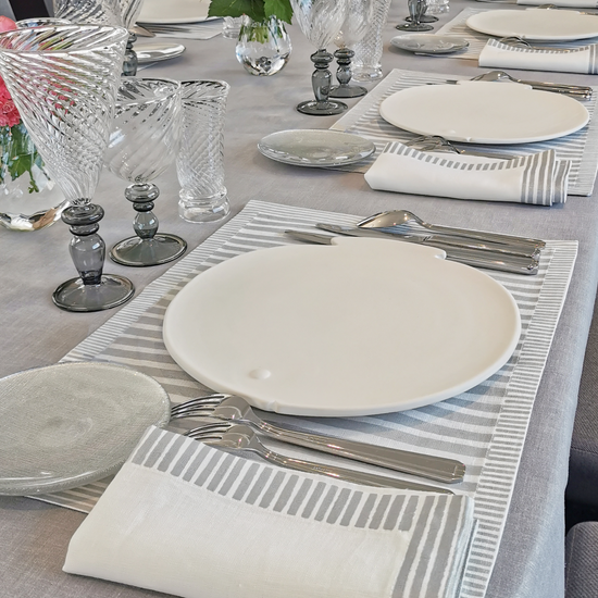 Fish Plate (L 27.5 x W 27cm)