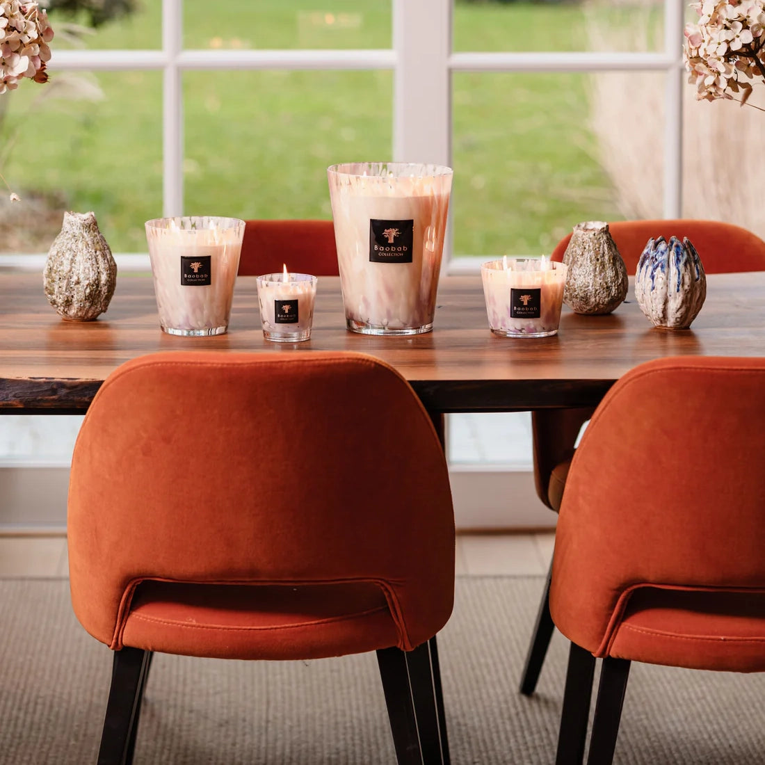 Baobab Collection Pearls White 5-wick scented candle in mouth-blown glass, 3kg, alternative angle