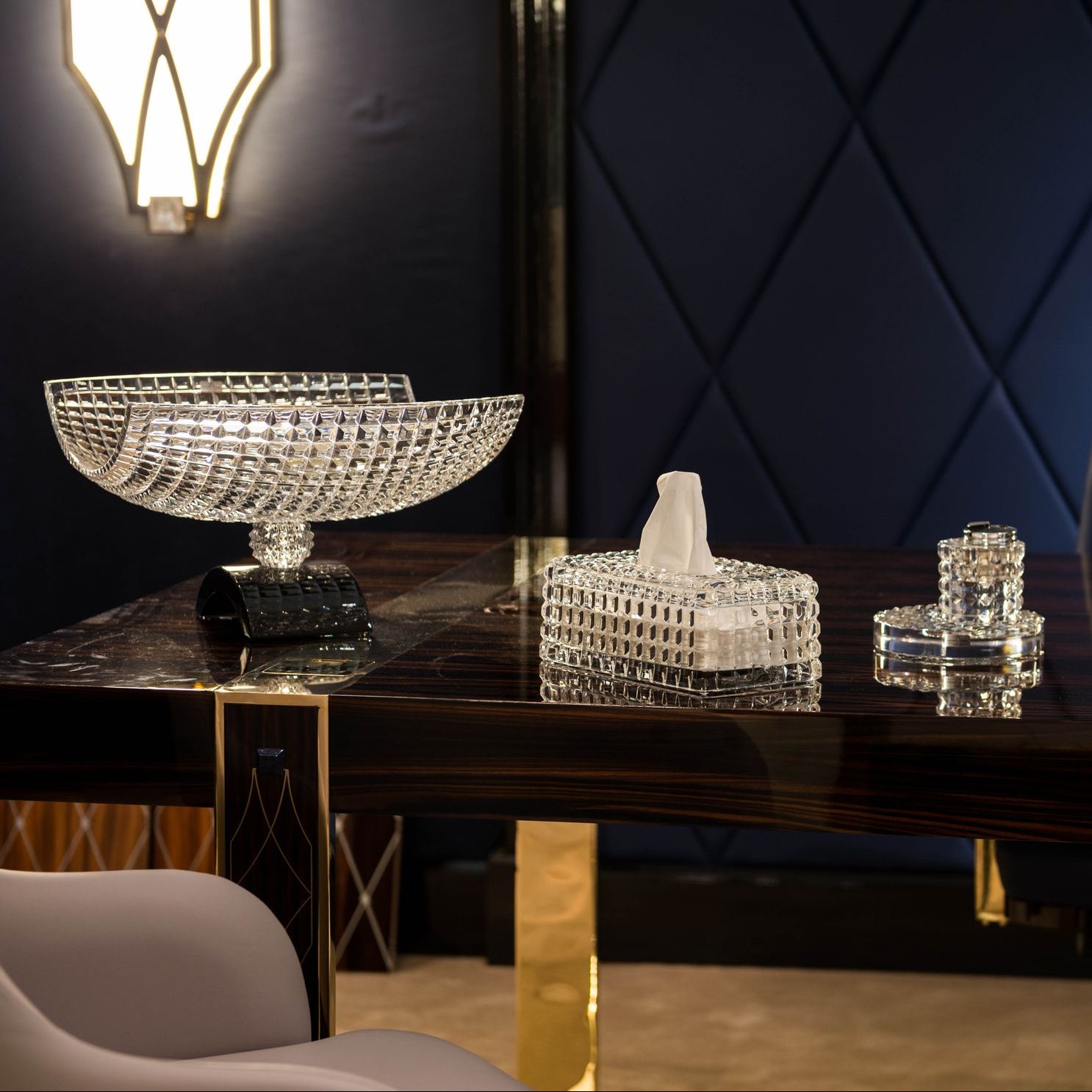 Clear Rectangular Tissue Holder with Base