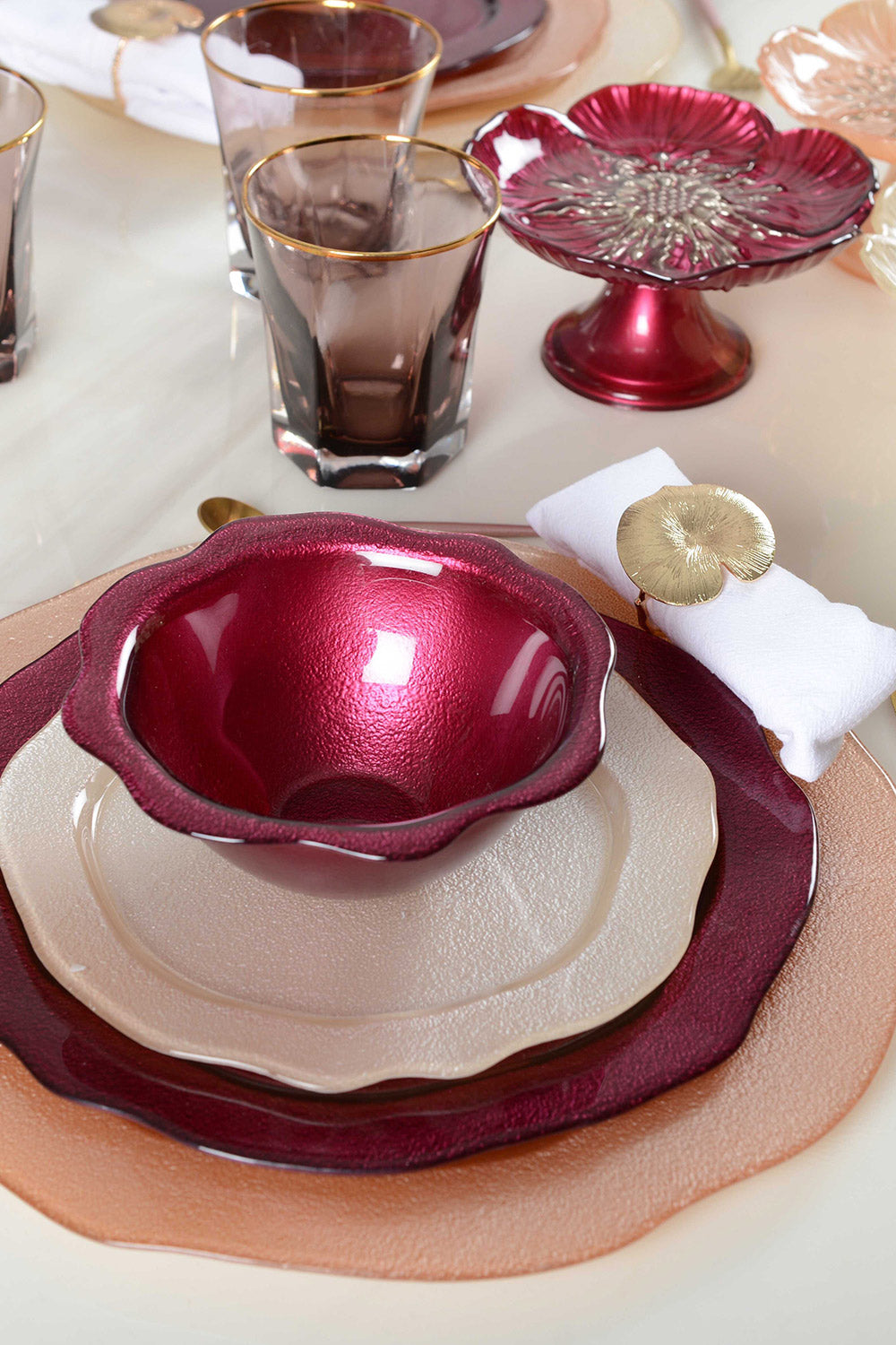 Boudoir Dinner Plate, 28 cm, Fuchsia - Maison7